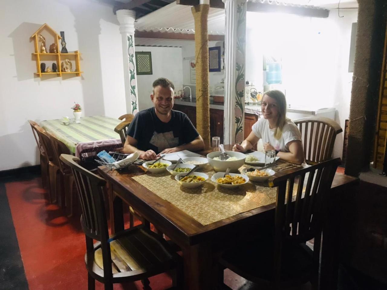 Galaxy View Homestay Сігірія Номер фото